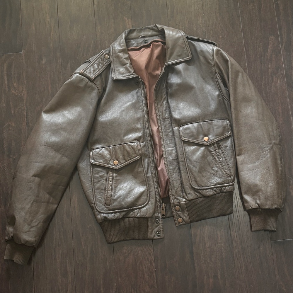 Vintage Brown Leather Bomber Jacket